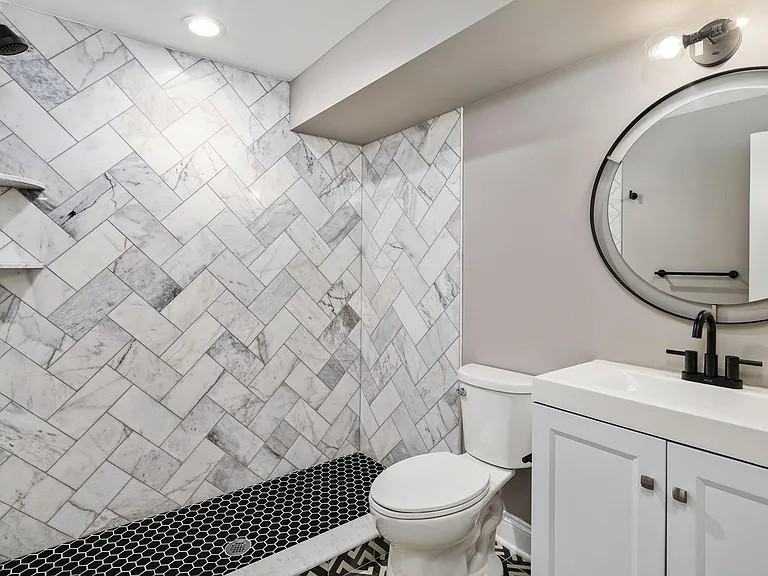 2404 N Hancock St - Photo 2 of 10