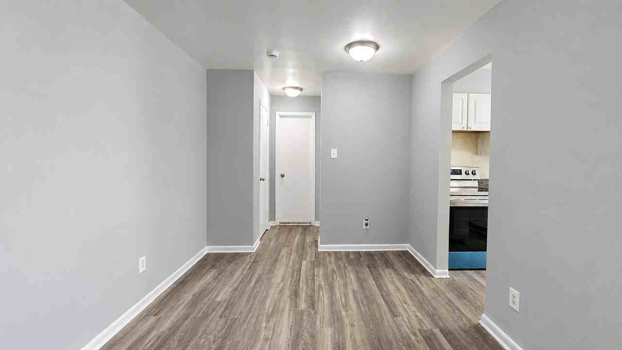 4260 Buckman Rd #43 - Photo 4 of 10