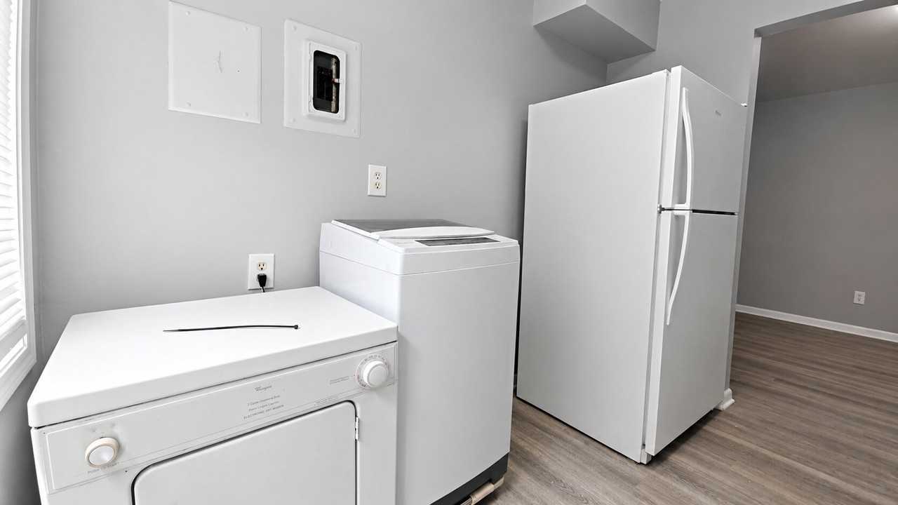 4260 Buckman Rd #43 - Photo 6 of 10