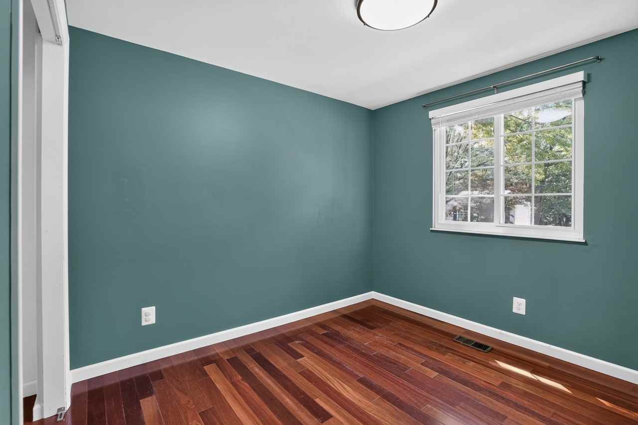 10820 Split Oak Ln - Photo 7 of 17
