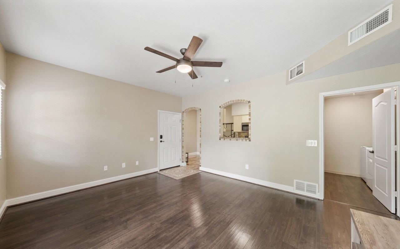 6850 Sharlands Ave - Photo 3 of 28