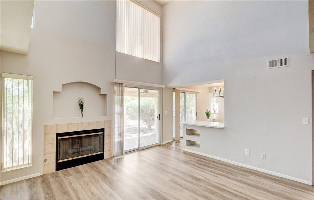 5481 Painted Mirage Rd - Photo 4 of 29