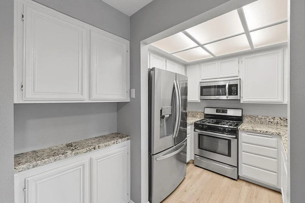 2731 Erringer Rd #21 - Photo 5 of 14