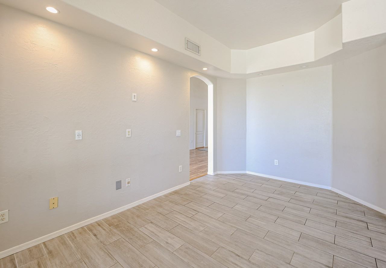 4154 N Starry Pass Cir - Photo 7 of 46