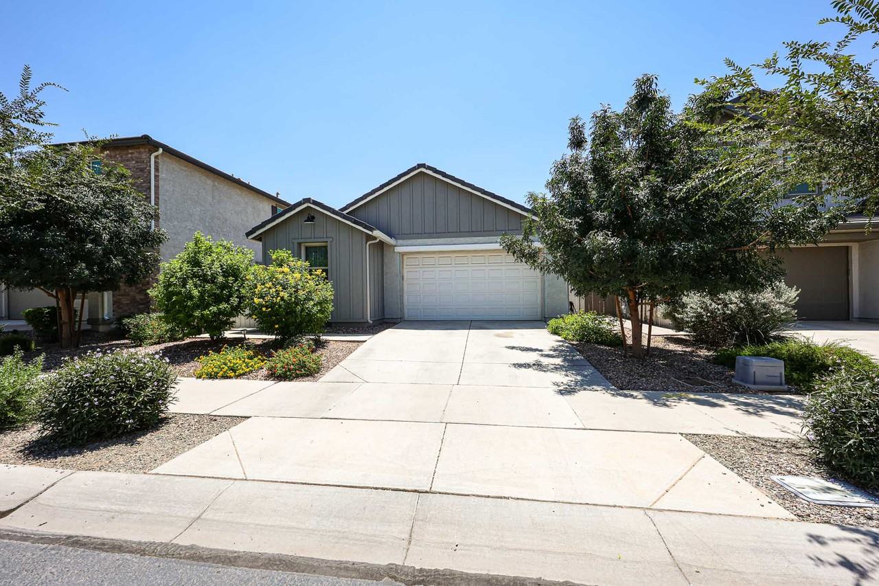 22603 E Marsh Rd - Photo 3 of 42