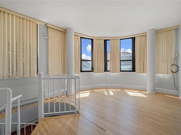 4050 Nostrand Ave - Photo 4 of 5