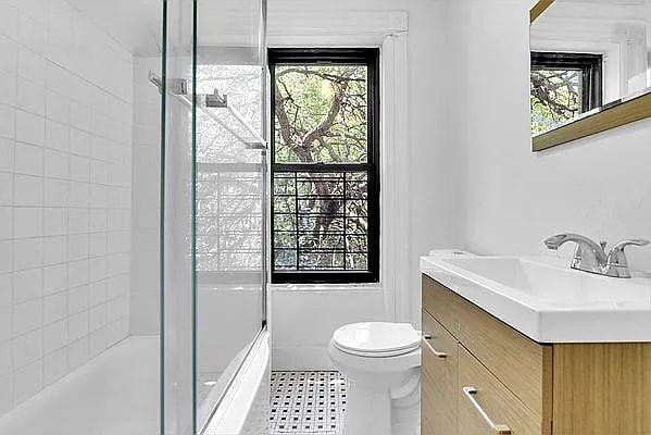 44 Lefferts Pl - Photo 4 of 5