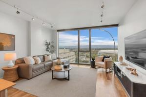 featured image of 38 N Almaden Blvd #E1805