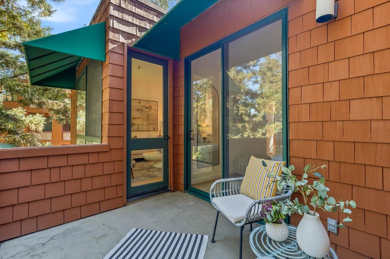 4250 El Camino Real #C221 - Photo 7 of 8