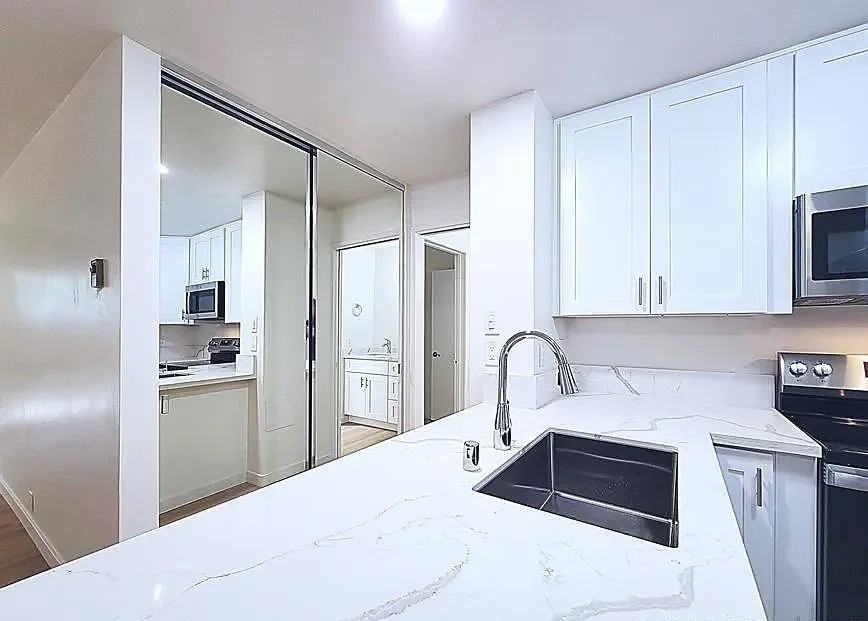 4600 Lamont St #131 - Photo 6 of 10