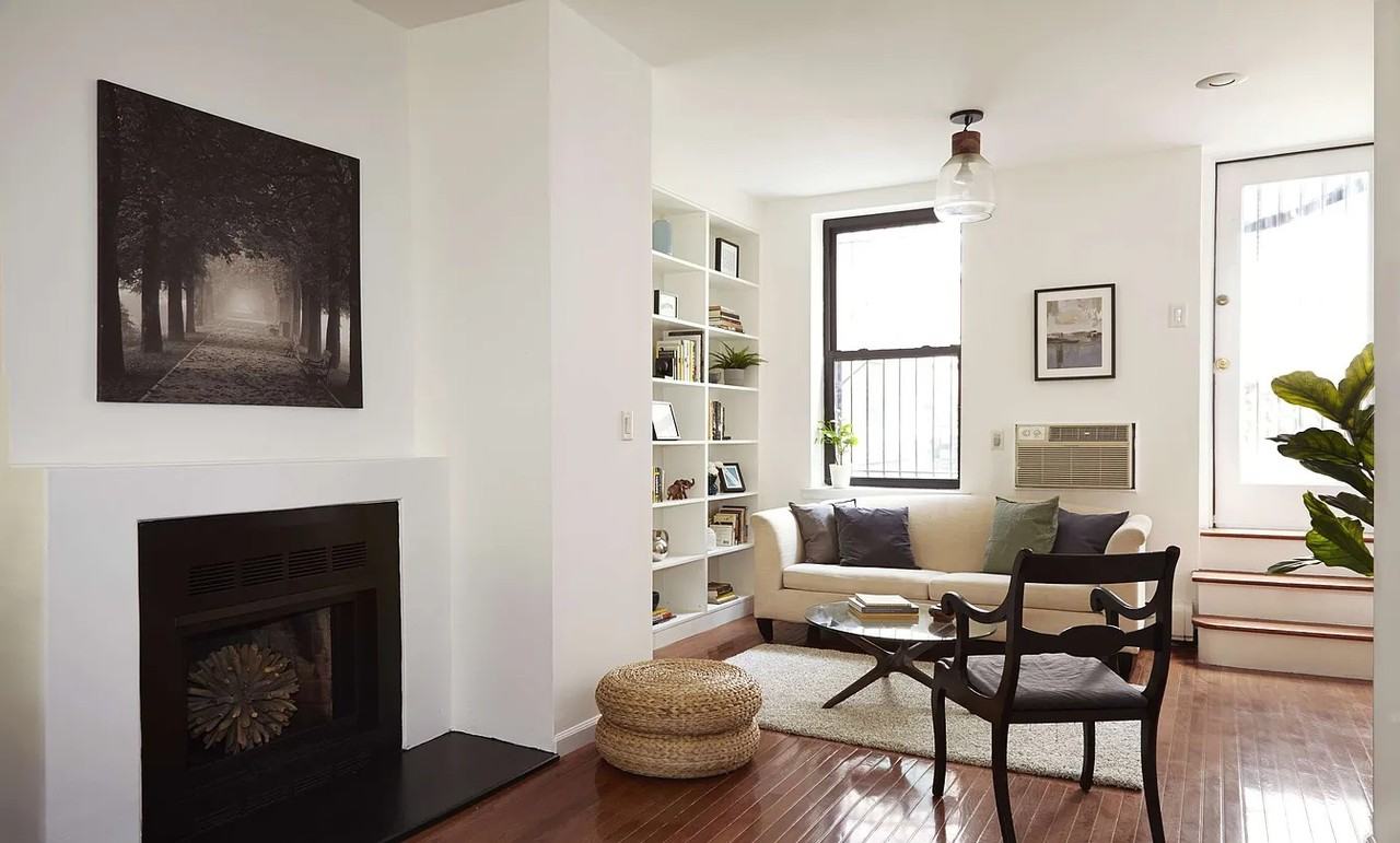 161 Remsen St - Photo 4 of 5