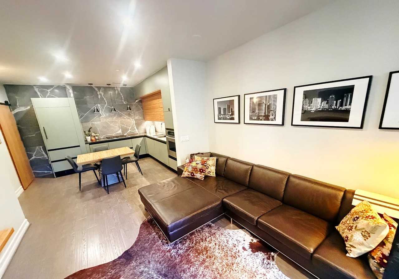 525 11th Ave - Photo 5 of 7