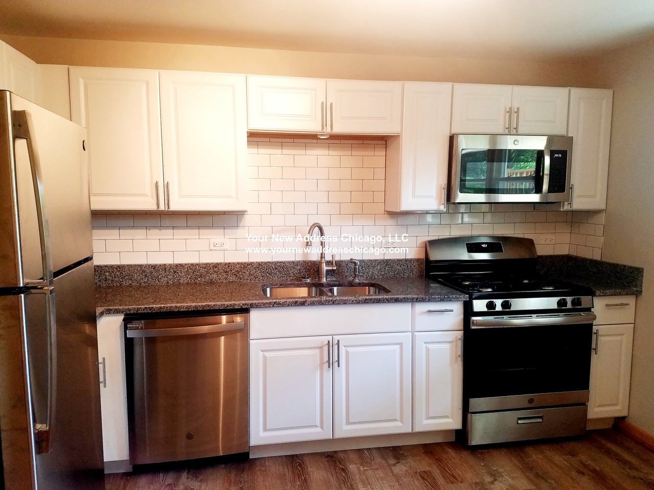 18420 Baker Ave - Photo 4 of 24