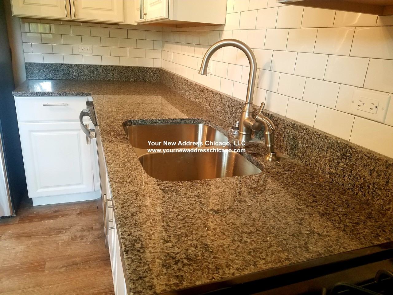 18420 Baker Ave - Photo 5 of 24