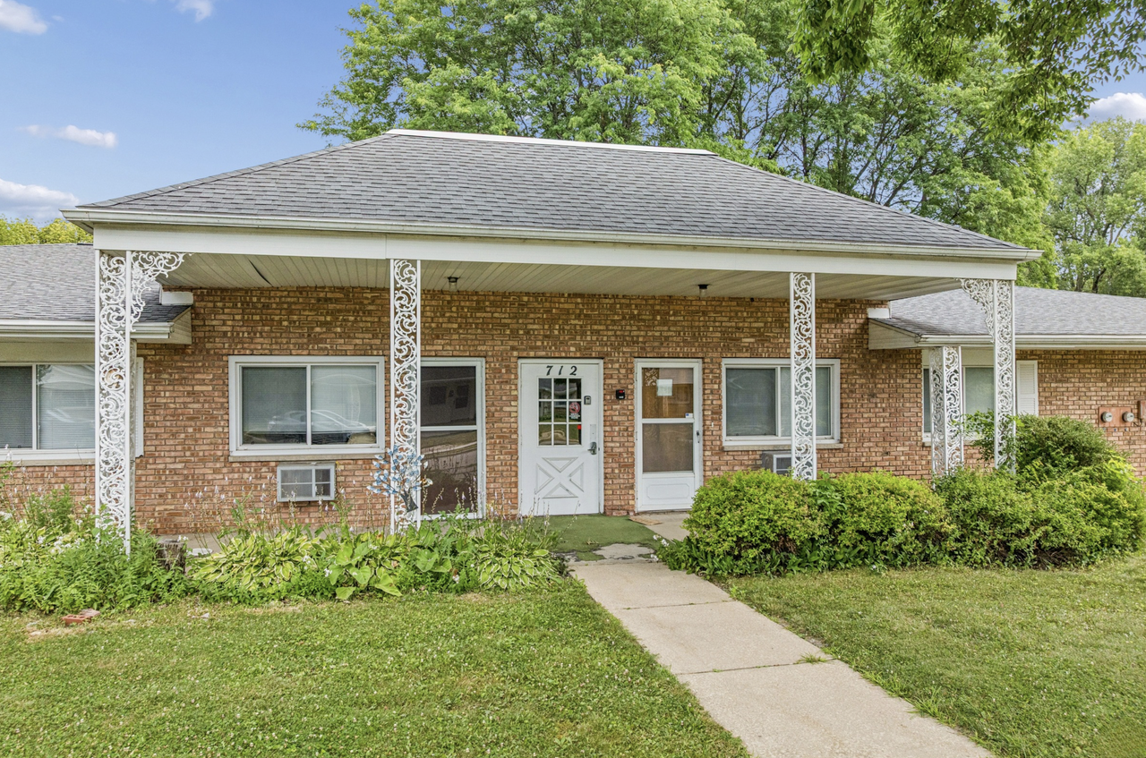 Freedom Ring Apartments - Photo 4 of 7