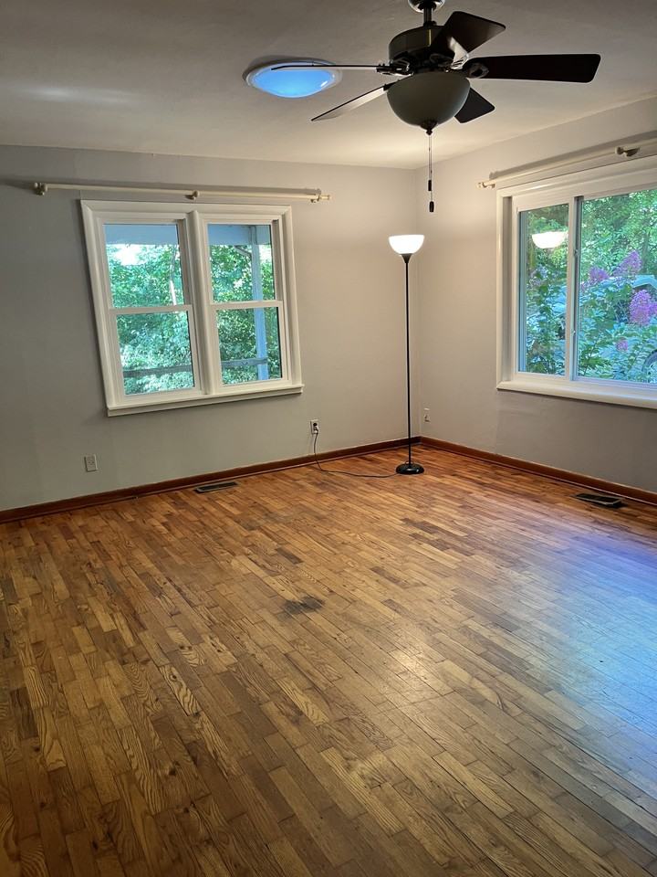 1649 N Vandeventer Ave #NA - Photo 4 of 13