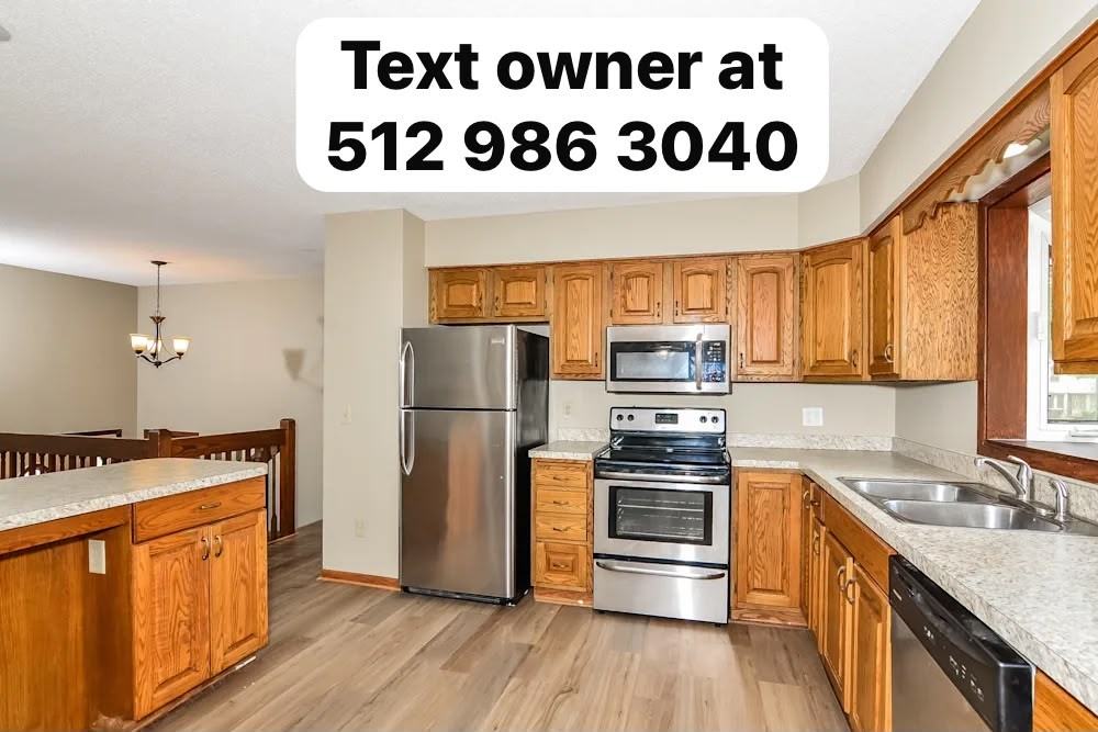 1760 Evergreen Bay #NA - Photo 3 of 6