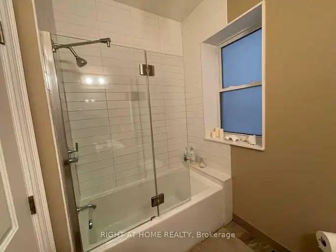 55 West Lodge Ave - Photo 3 of 15