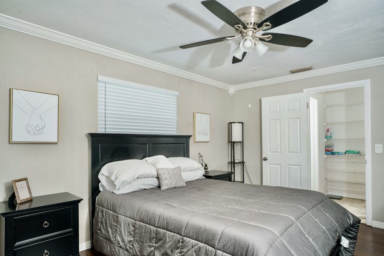 1759 Thames St #NA - Photo 3 of 32
