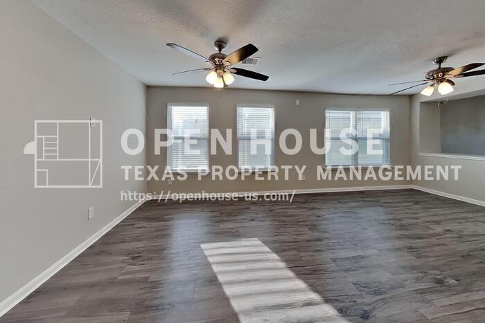 3119 Peachstone Pl - Photo 4 of 20