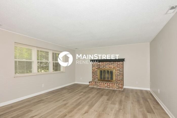 562 Green Forest Dr - Photo 3 of 17
