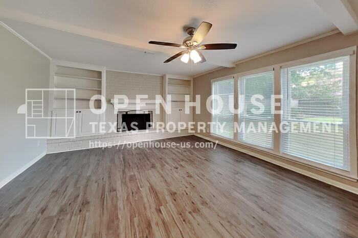 8110 Renmark Ln - Photo 6 of 26