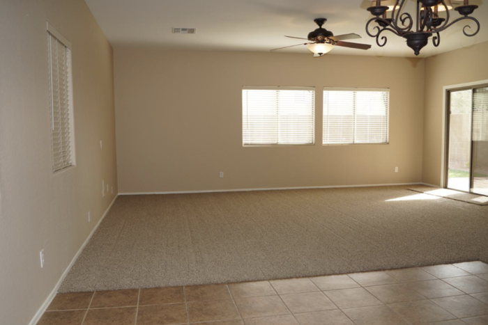 3761 W Wayne Ln - Photo 4 of 24