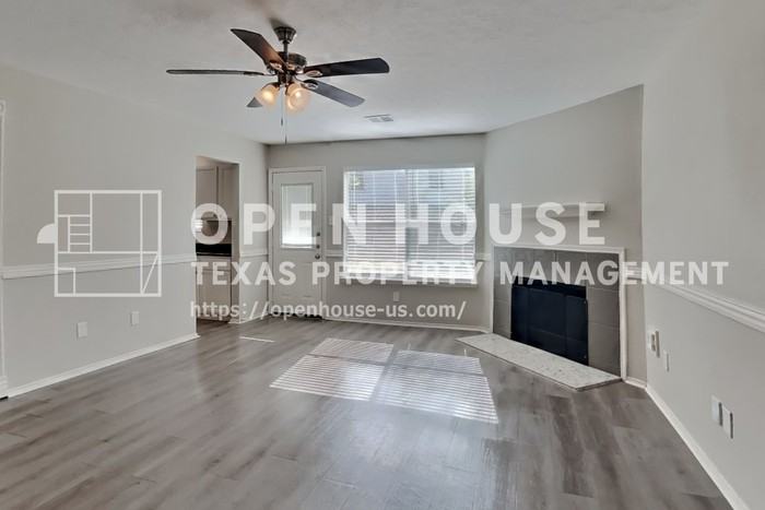 19530 Rocky Bank Dr - Photo 4 of 23