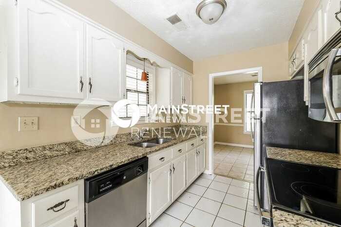 7315 Newling Ln - Photo 7 of 15
