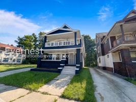 featured image of 937 Parkway Rd #1