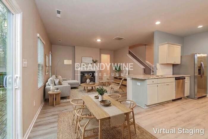 398 Panhandle Pl - Photo 3 of 22