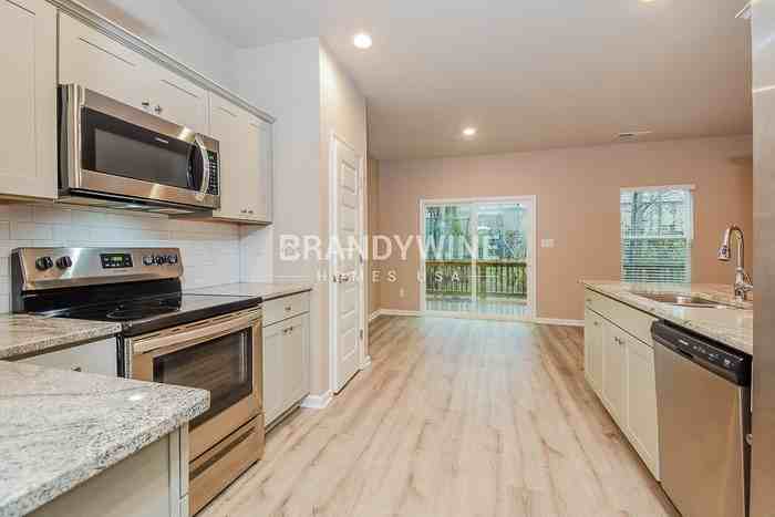 398 Panhandle Pl - Photo 6 of 22