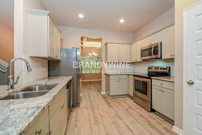 398 Panhandle Pl - Photo 7 of 22