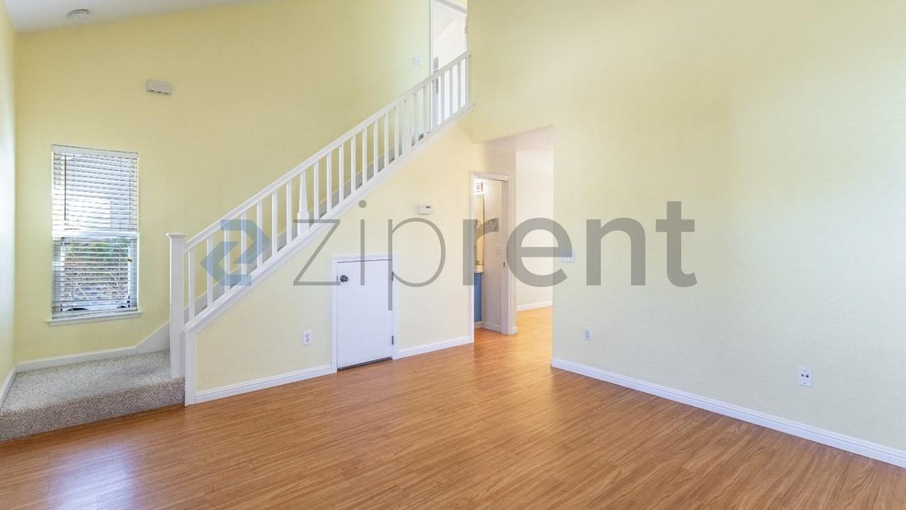 2821 Bay Village Ave - Photo 5 of 23