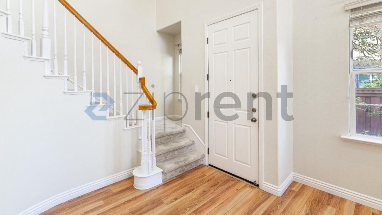 244 Vista Roma Way - Photo 4 of 40
