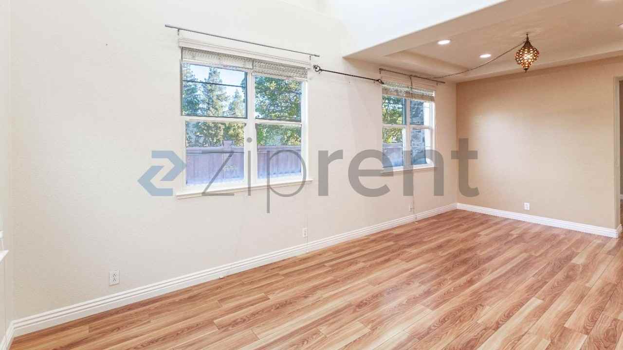 244 Vista Roma Way - Photo 6 of 40