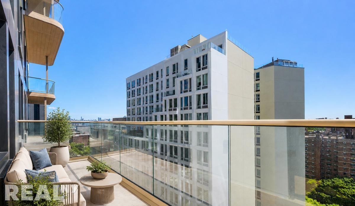 Fleet Pl #9B - Photo 6 of 12