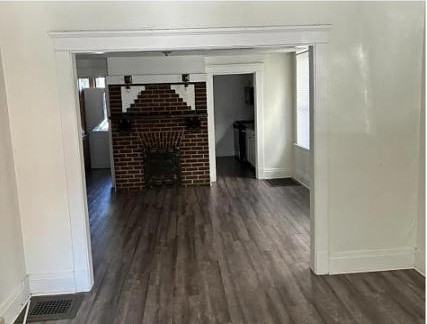 130 S Spring Ave - Photo 3 of 10