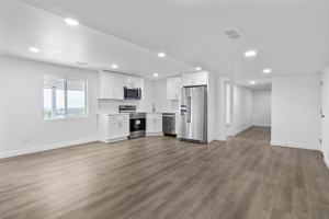 featured image of 2464 N Fernleaf Dr