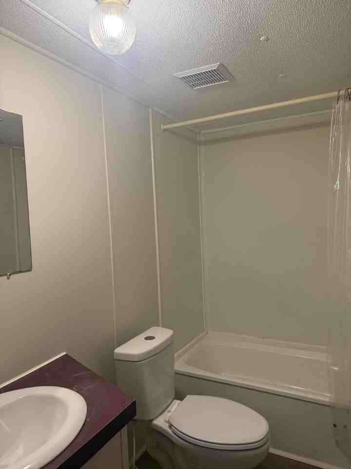 2257 Hardtop Ln - Photo 6 of 10