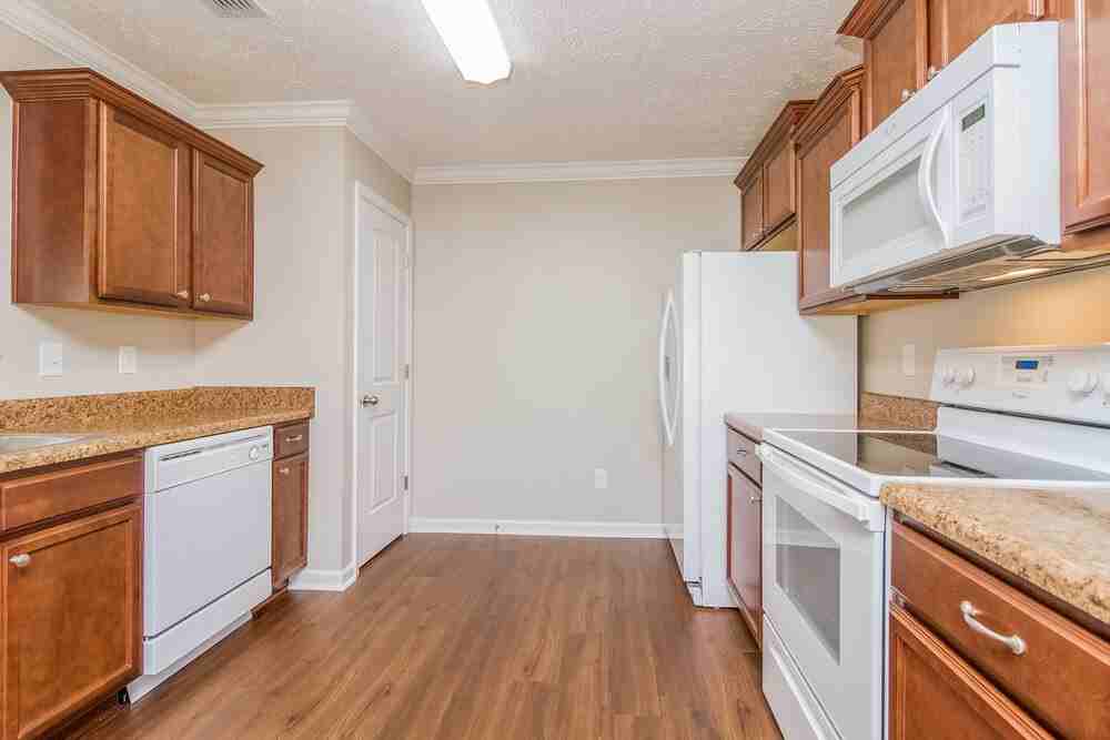 327 Sarava Ln - Photo 6 of 18
