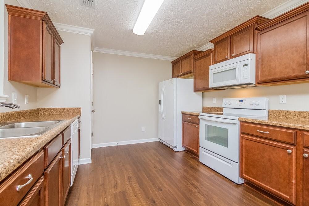 327 Sarava Ln - Photo 7 of 18