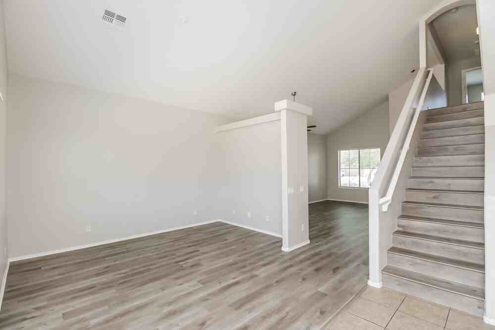 8115 W Florence Ave - Photo 7 of 18