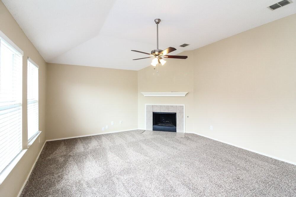 2024 Northridge Dr - Photo 3 of 15