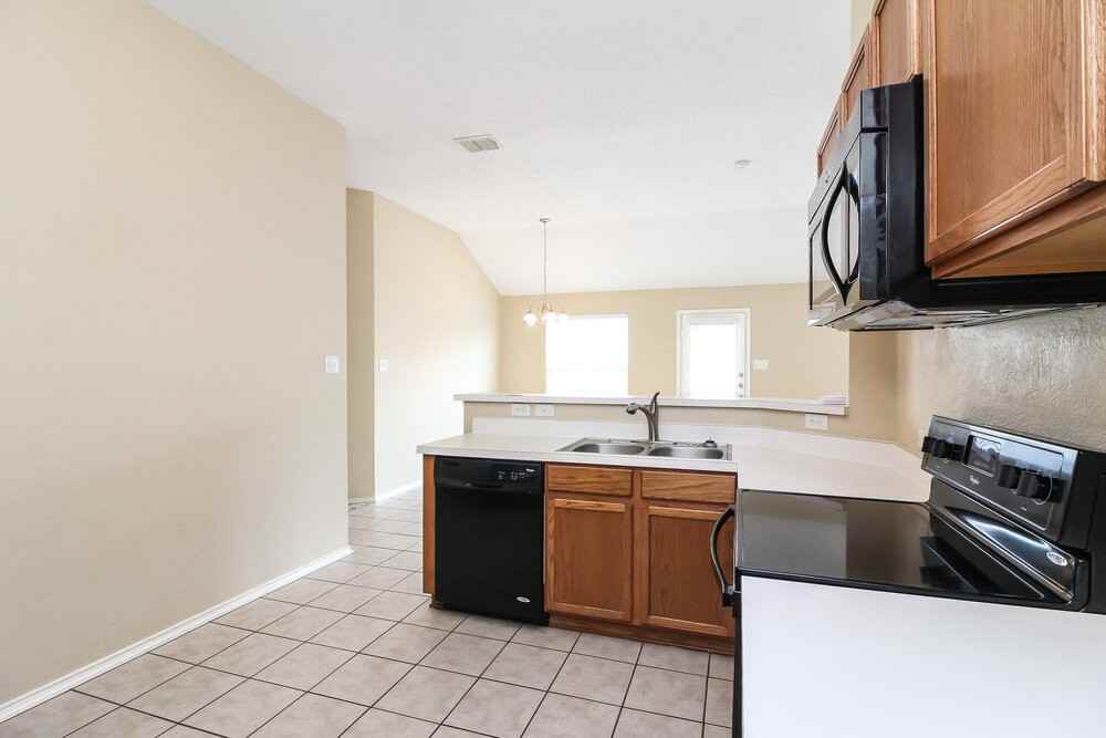 2024 Northridge Dr - Photo 5 of 15