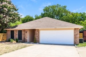 featured image of 704 Mimosa Trl