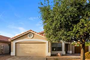 featured image of 5725 E Flower Cir