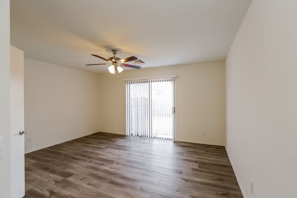 5725 E Flower Cir - Photo 4 of 16