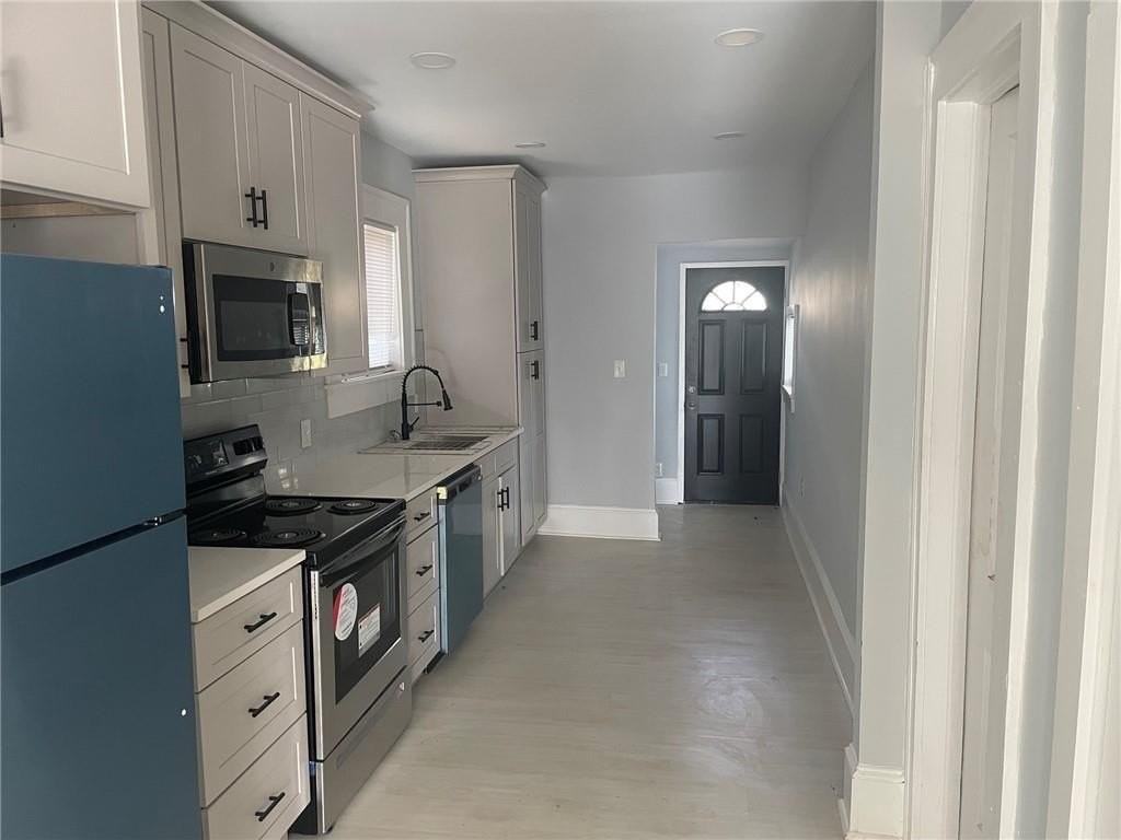 1619 Stokes Ave Sw - Photo 4 of 10