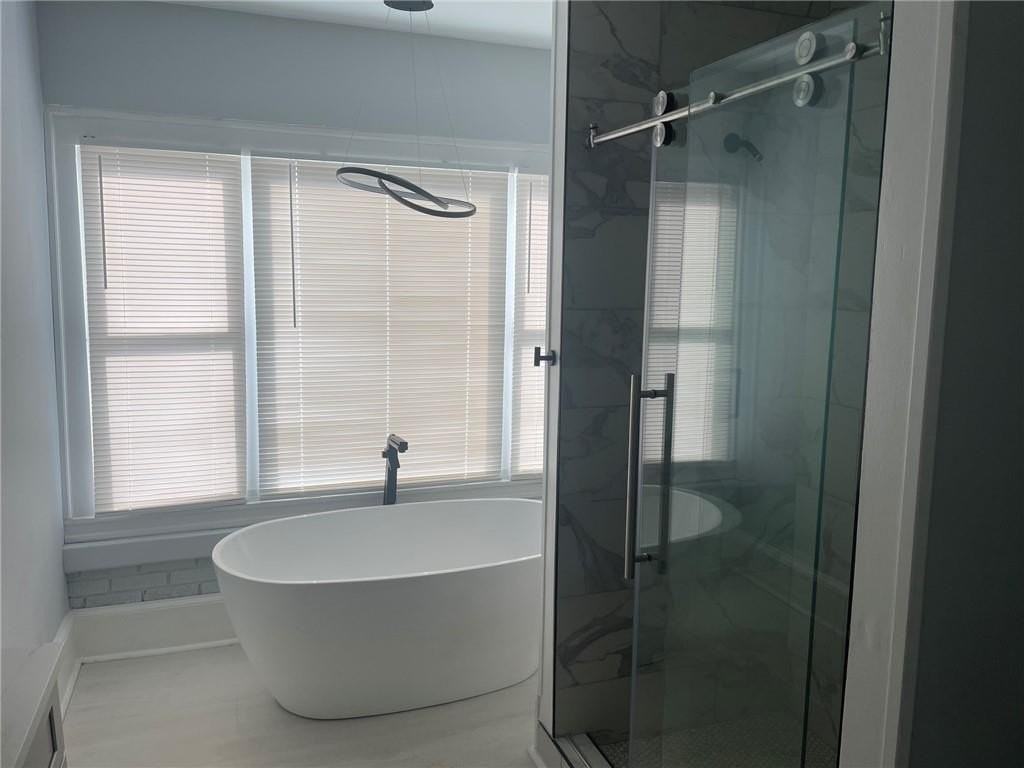 1619 Stokes Ave Sw - Photo 5 of 10